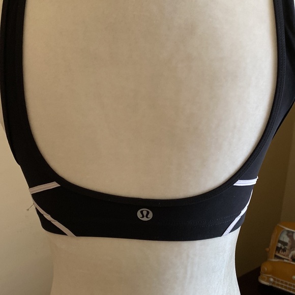 Lululemon Black & White Bikini Top - Picture 3 of 5